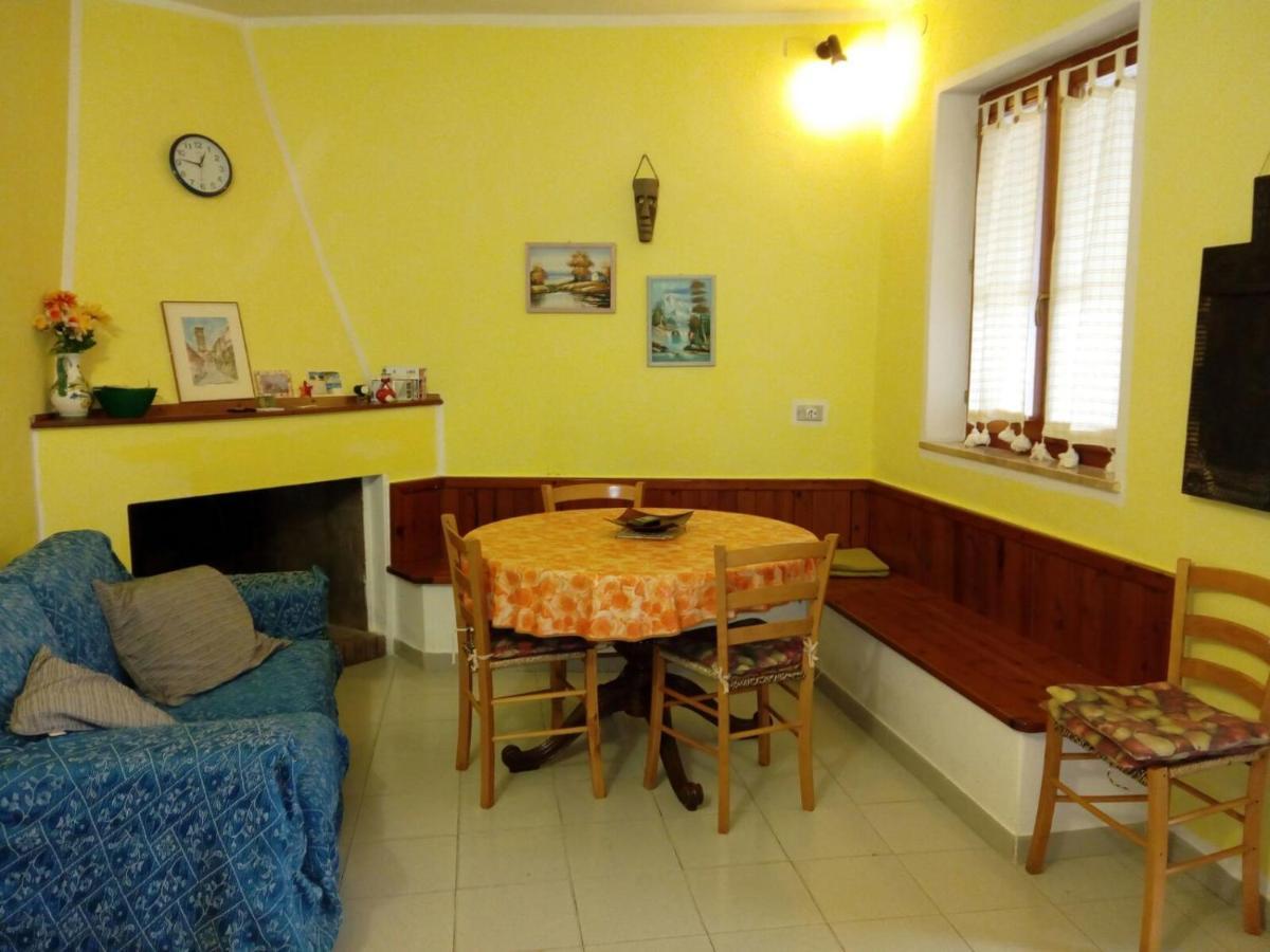 Villa Giuly'S House à Càbras Extérieur photo
